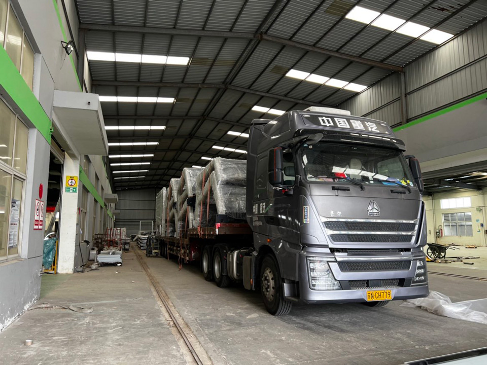 公交站臺發貨案例 公交站臺發貨案例