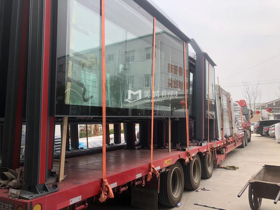 2023.3.11美城街具供應(yīng)湖北武漢候車亭發(fā)貨實拍 2023.3.11美城街具供應(yīng)湖北武漢候車亭發(fā)貨實拍